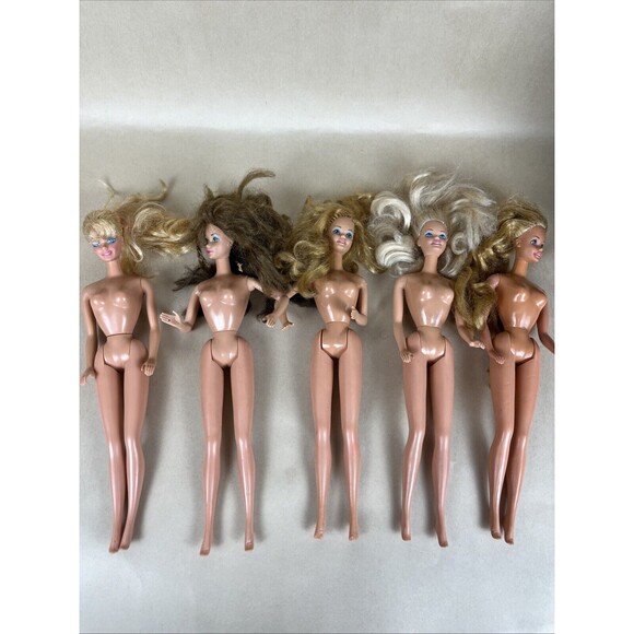 5 VTG Barbies 1966 Malaysia Blue Eyes,Blond/ Brunette, Twist Turn, Rubber Leg #1 - Picture 1 of 16